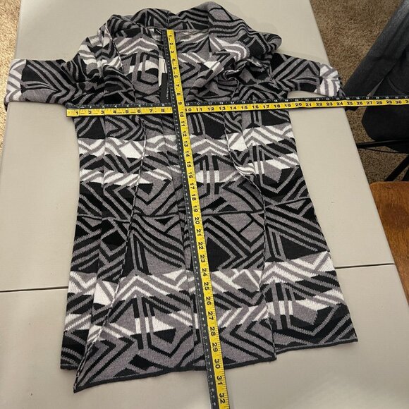 Cable & Gauge Cardigan Sweater Womens Medium Black Gray Aztec Open Front Draped - Picture 2 of 11